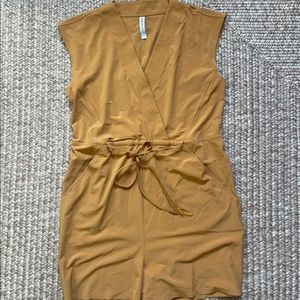 Mustard yellow womens Athleta Marlow romper size small